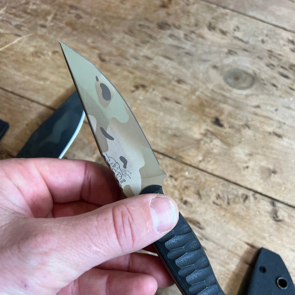 Half Face Blades Feather Light Knife Tan