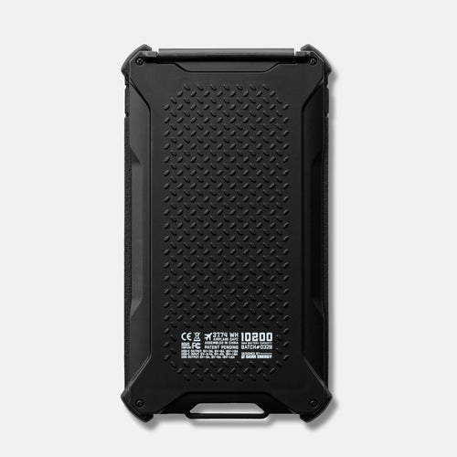 Dark Energy Poseidon Pro rugged power bank, black textured back, 37.74 WH, 10200 mAh