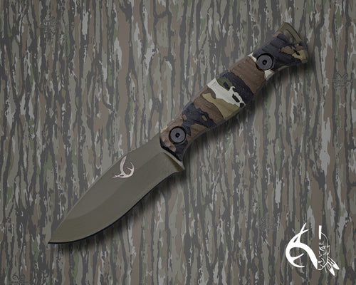 Half Face Blades The 86' fixed blade knife with Realtree Original camo handle and Sniper Green Cerakote blade